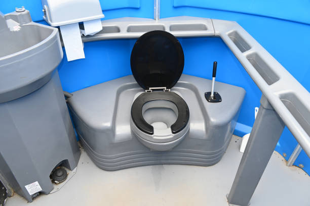 Best Portable toilet rental cost  in New Berlin, WI